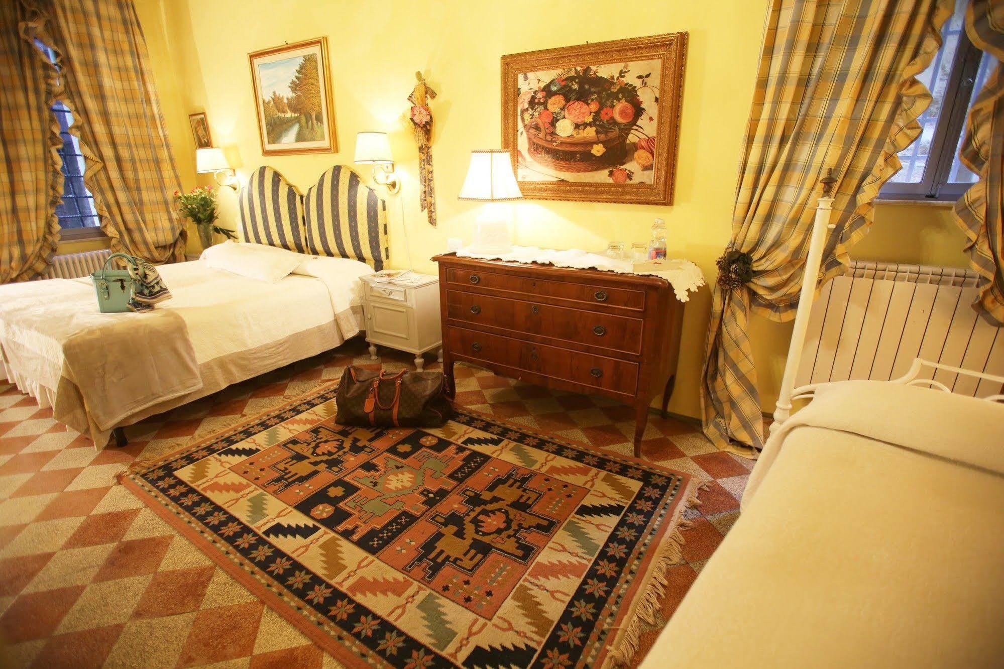 B&B Le Aquile Сиена Экстерьер фото
