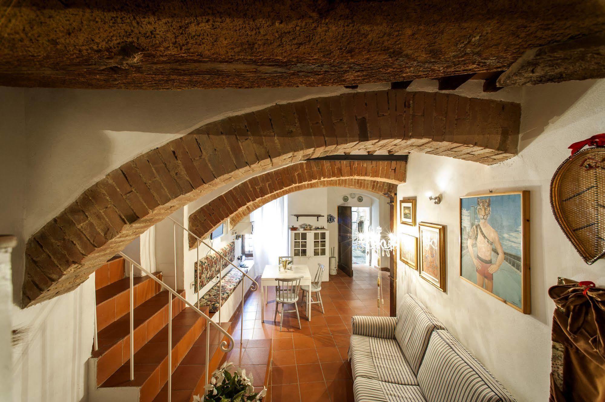 B&B Le Aquile Сиена Экстерьер фото