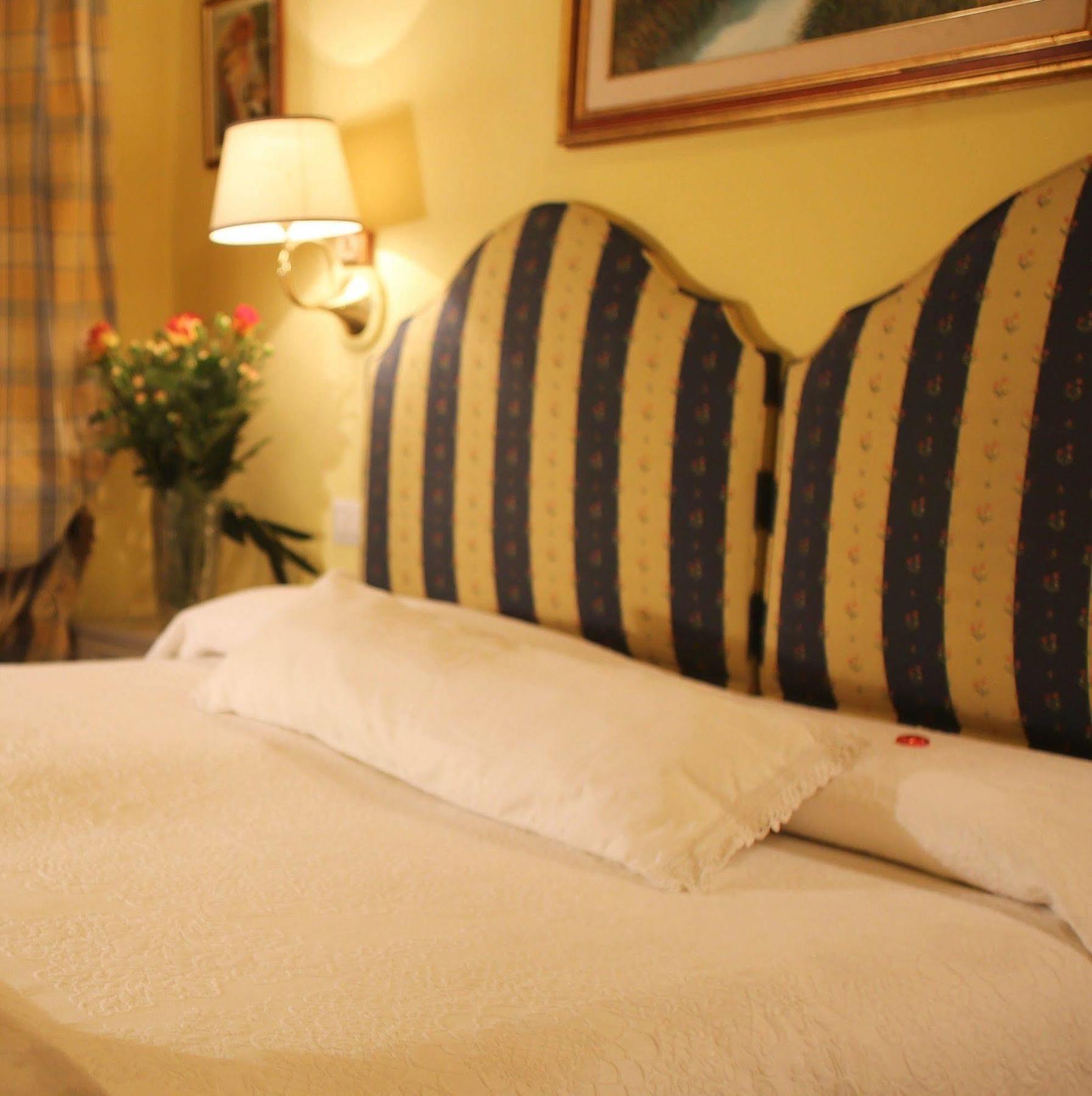 B&B Le Aquile Сиена Экстерьер фото