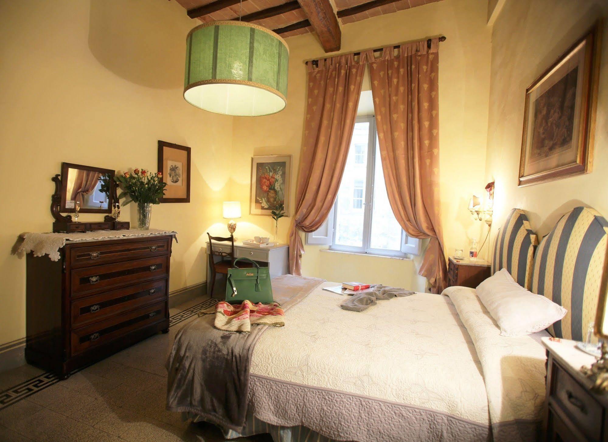 B&B Le Aquile Сиена Экстерьер фото